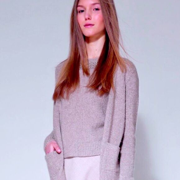 Ralph Lauren Pre-Fall ‘16 Hand Knit Embellished Jewel-neck Cashmere & Silk Shell - Picture 9 of 16